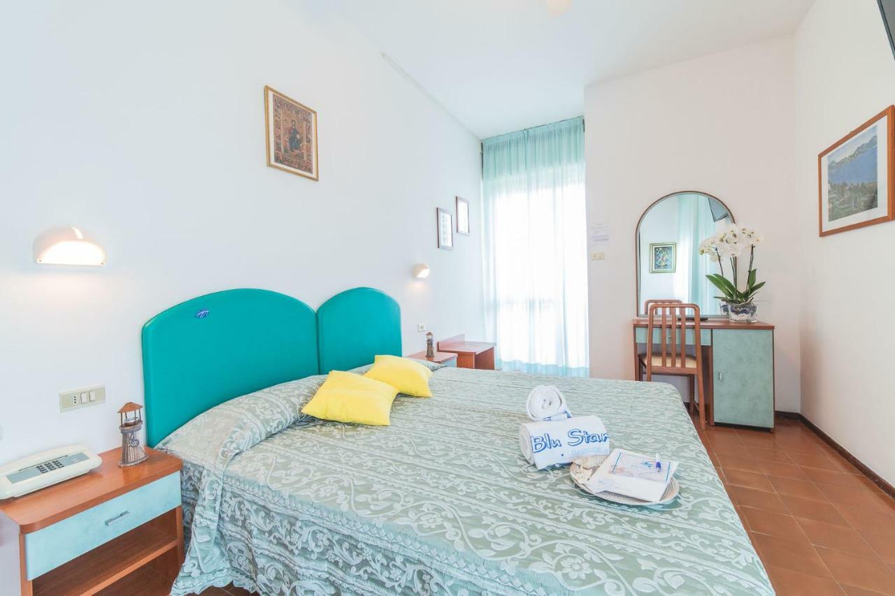 Blu Star Hotel Gabicce Mare Exterior photo